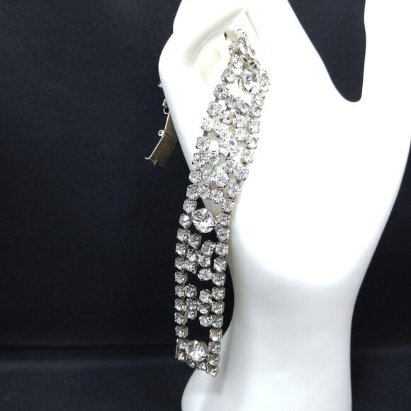 Vintage 1960s Wide Rhinestone Bracelet, Rhodium Plated - Picture 9 of 10
